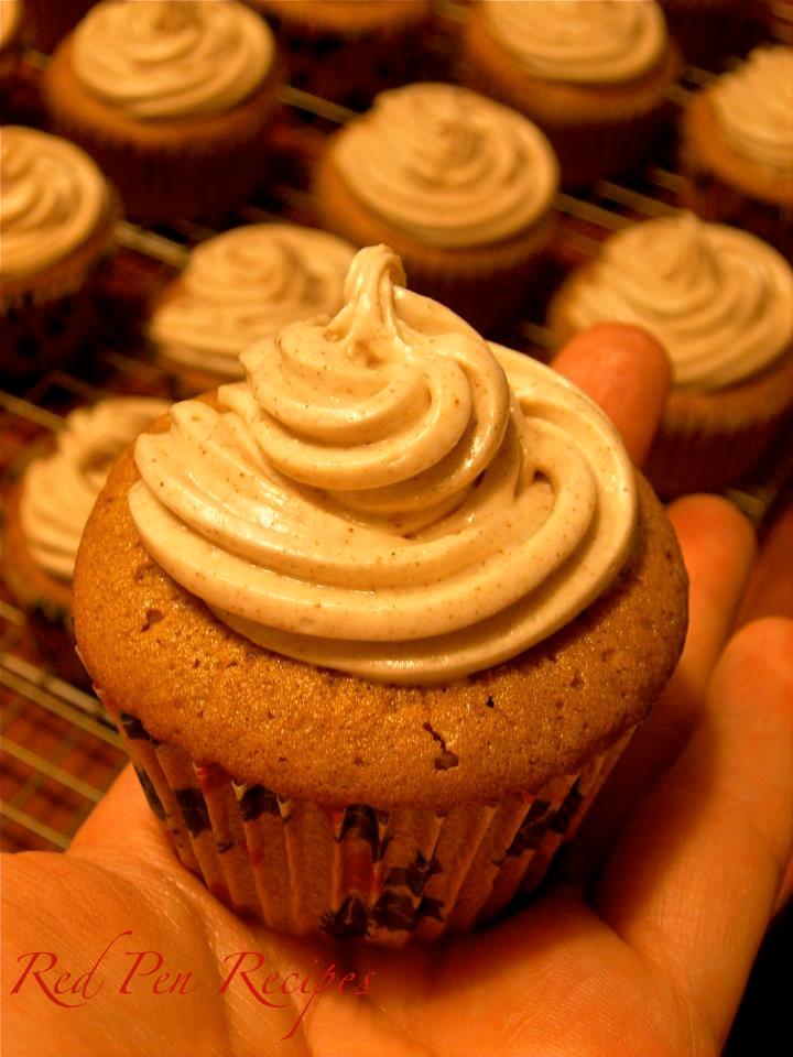 Gingerbreadcupcakes121513